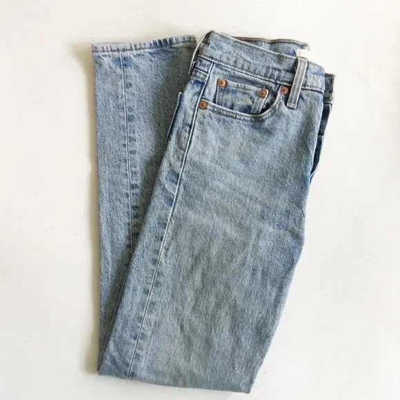 Levi's Premium Wedgie Blue Denim Jeans Pants Size 24 - Picture 1 of 13